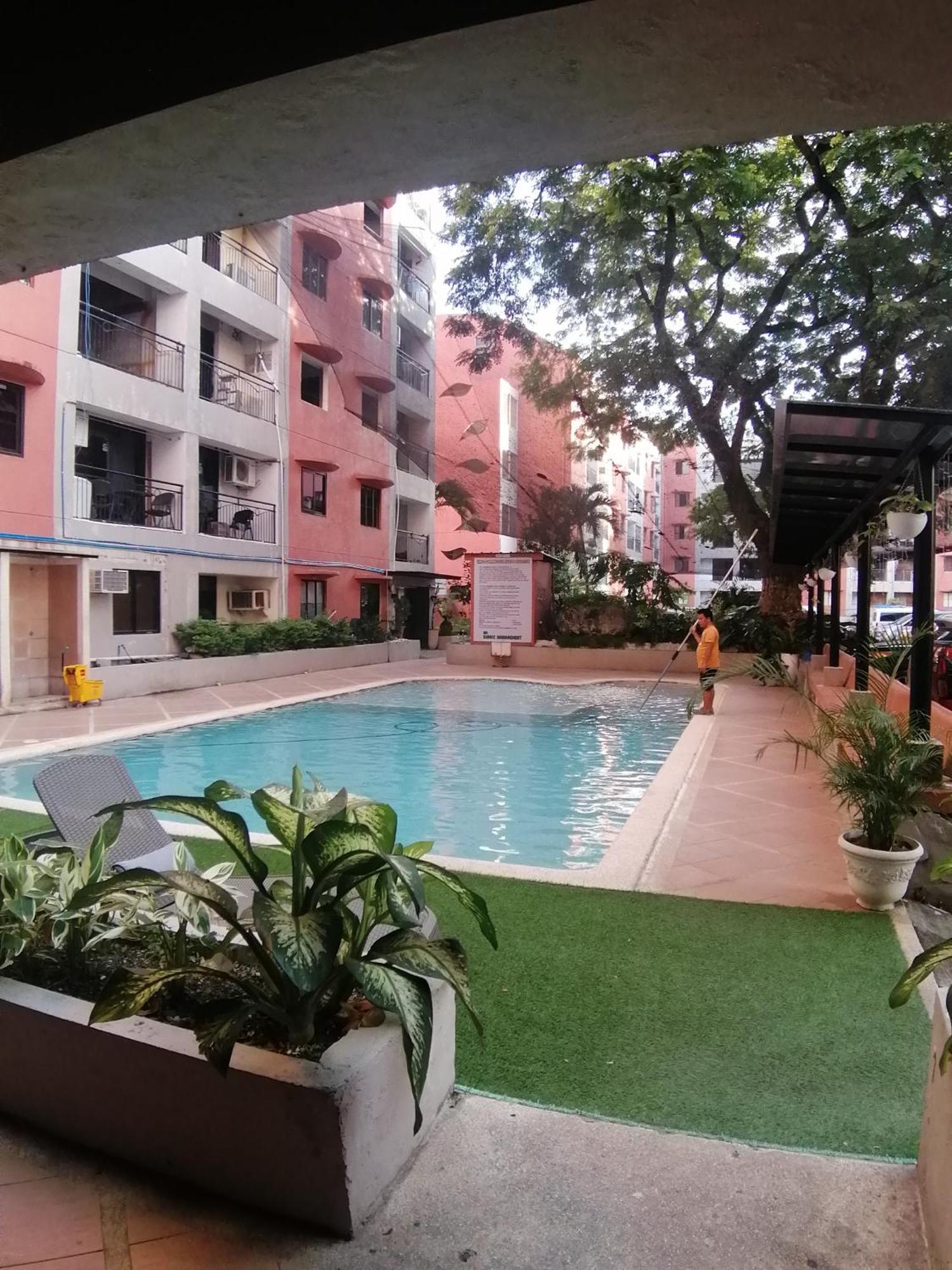 Condo Azur Suites B316 Near Airport, Netflix, Stylish, Cozy With Swimming Pool Lapu-Lapu City Exteriör bild